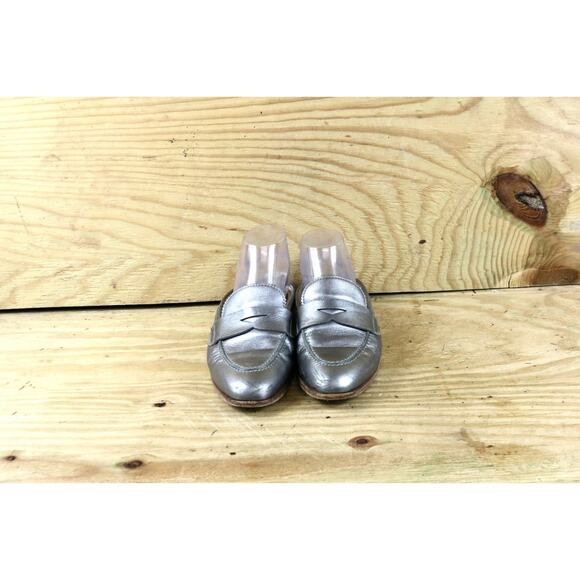 AGL AGL Attilio Giusti Leombruni Flats Silver Leather 39.5 Penny Loafers Italy - Picture 2 of 7